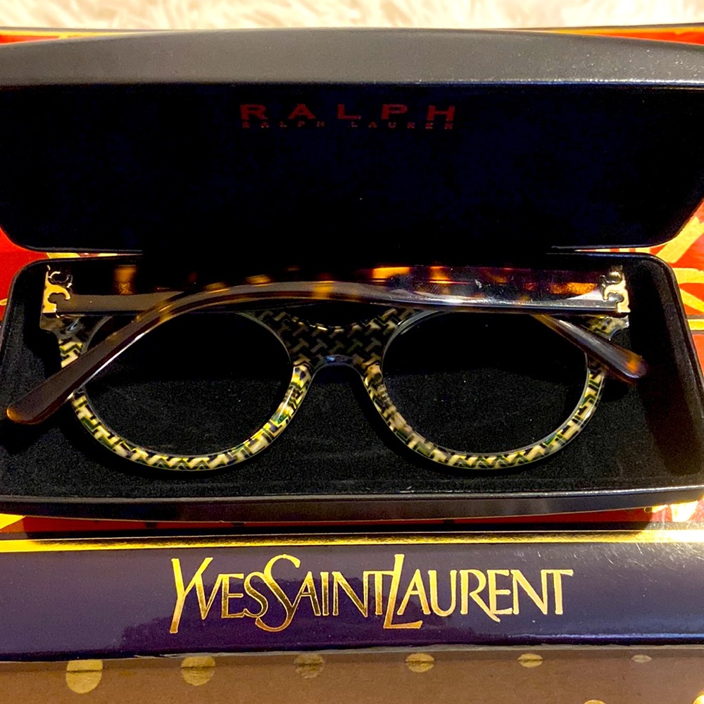 TORY BURCH FRAME